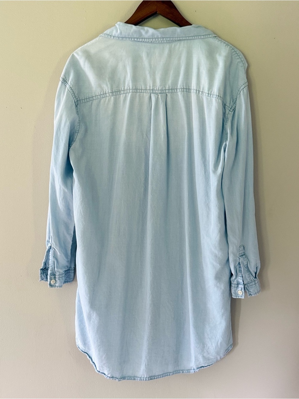 Thread & Supply Chambray Lyocell Shirt Dress Light Blue Roll Tab Sleeve M - Picture 2 of 2
